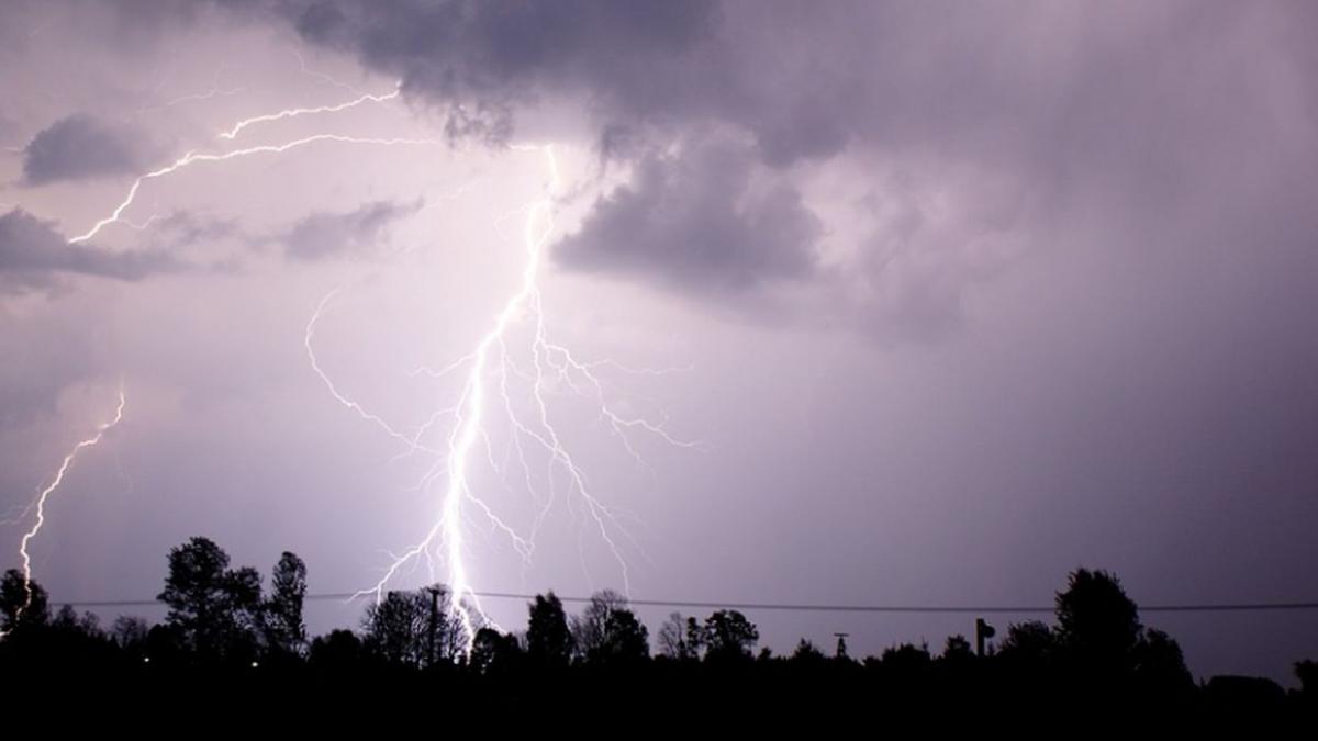 cod galben de vreme rea in mai multe judete