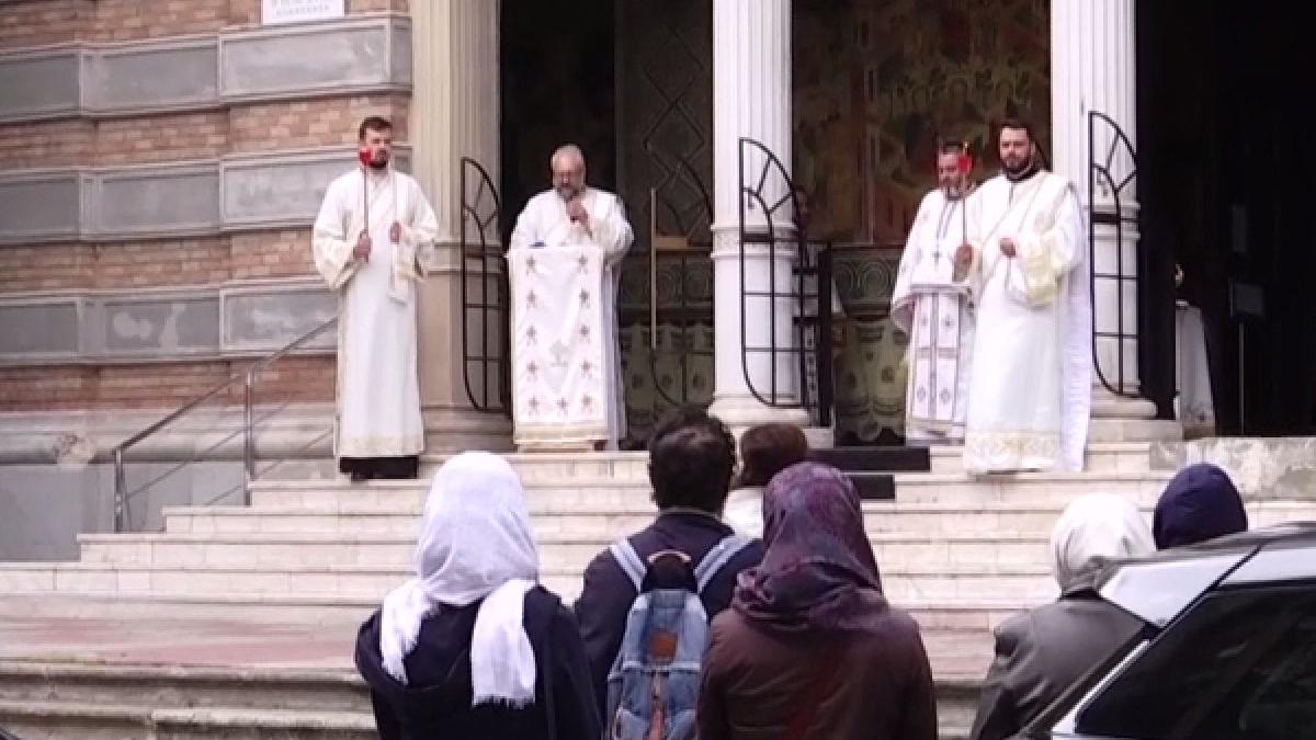 inaltarea domnului ziua eroilor biserici