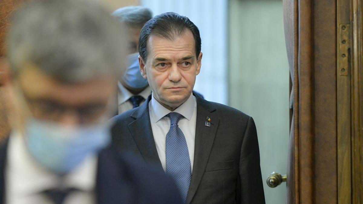 cinci ministri amenda politie poza birou orban