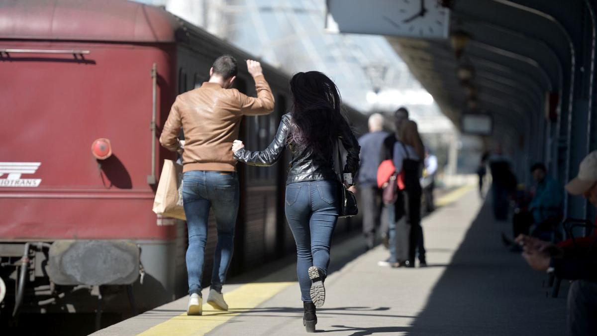 tanar galati impiegat statia cfr ivesti dat foc birou