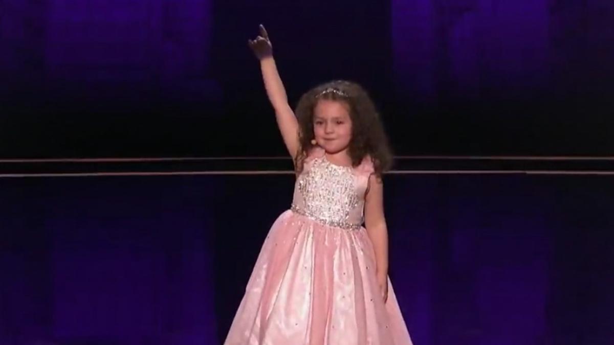 sinteza zilei copilul minune al americii este roman