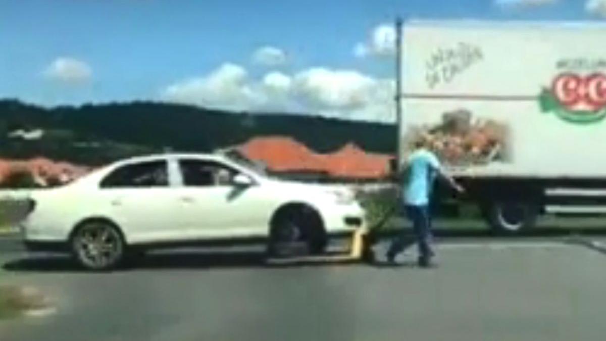 sofer filmat masina liza vulcanizare