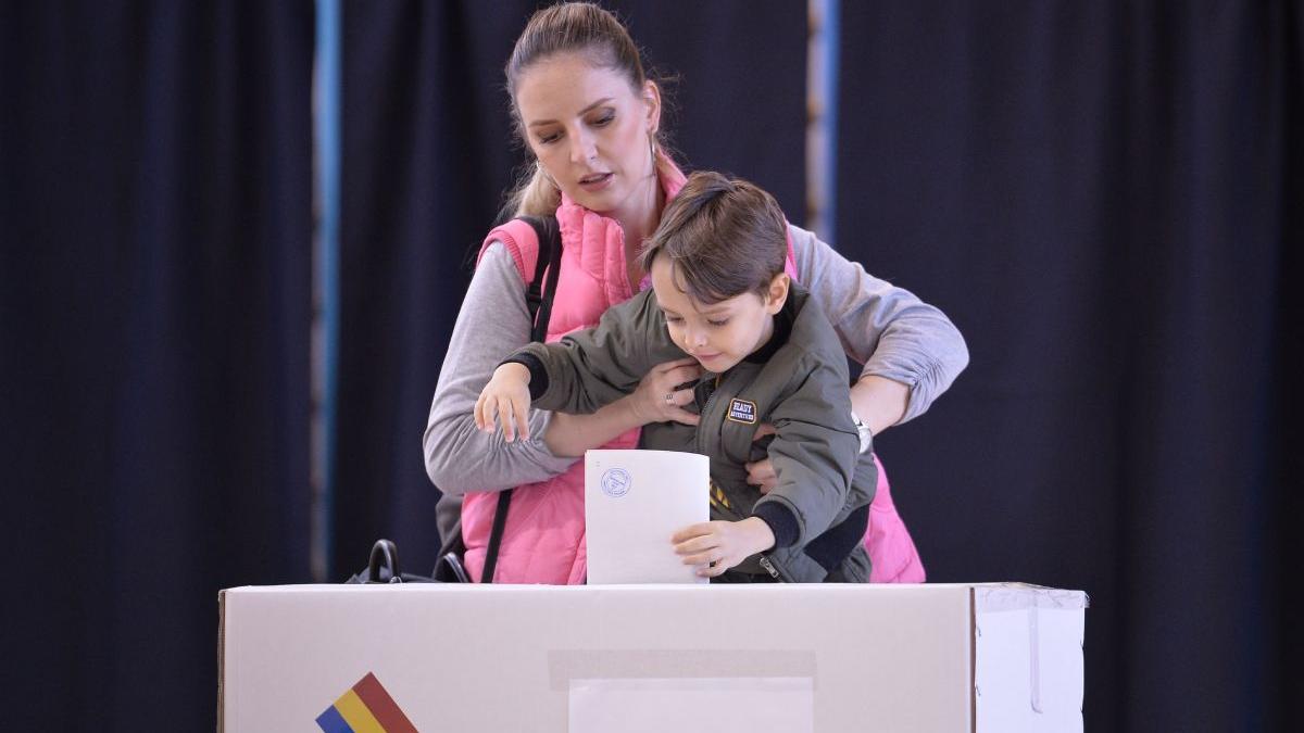 cum ar vota romanii daca duminica viitoare ar fi alegerile locale