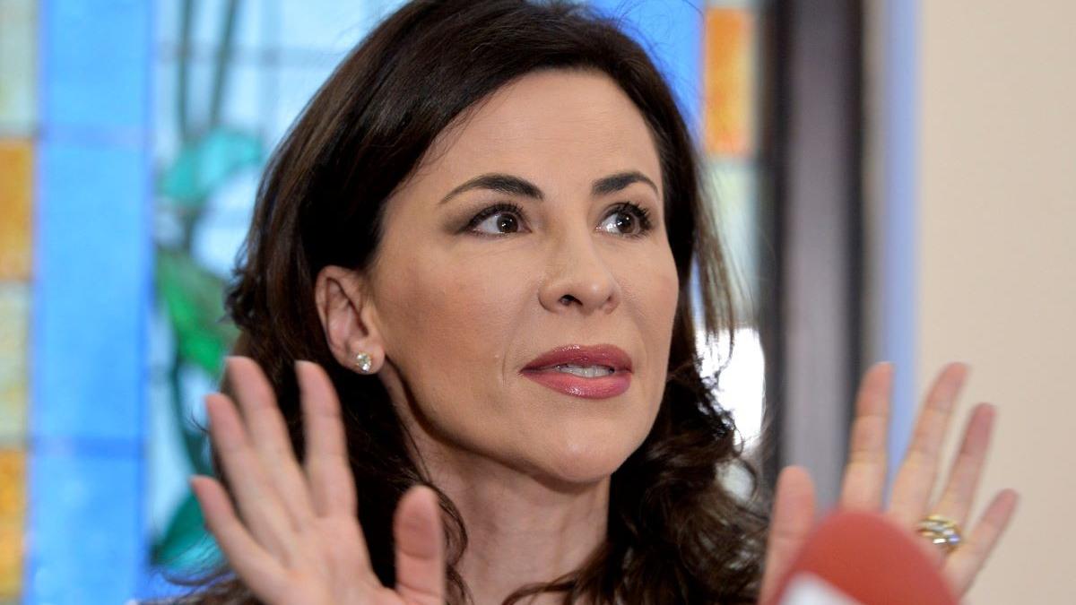 dr adina alberts educatia sexuala in scolile din romania o aberatie