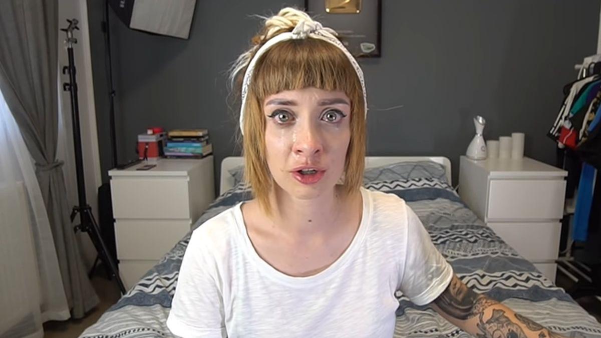 vloggerita bianca adam tequila batuta loc de parcare