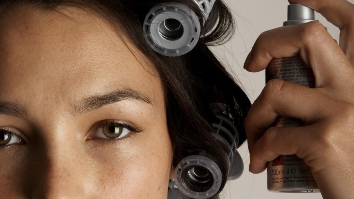 o romanca din londra a mers 1 500 de km pentru a se tunde