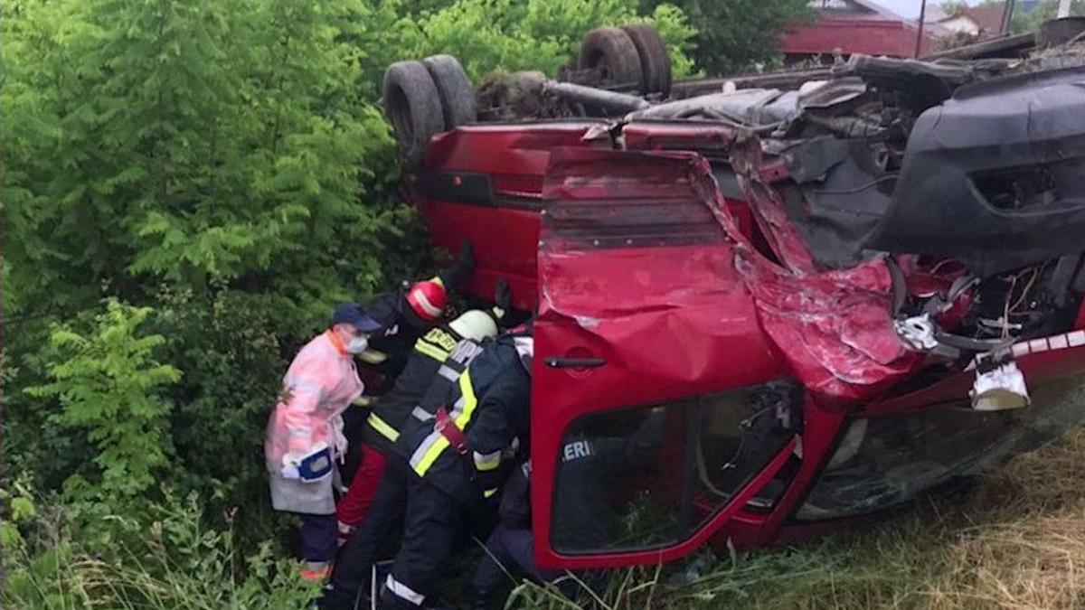 accident microbuz valcea 11 victime