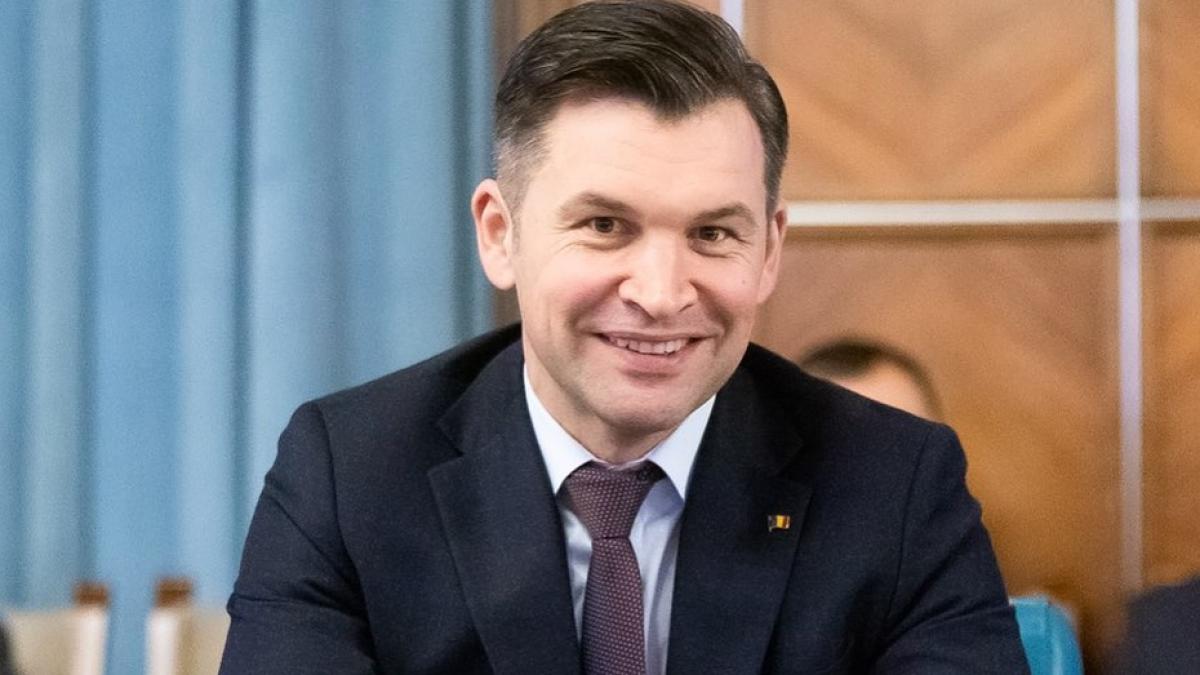 ministrul tineretului anunta redeschiderea salilor de fitness de la 15 iunie dusurile dupa