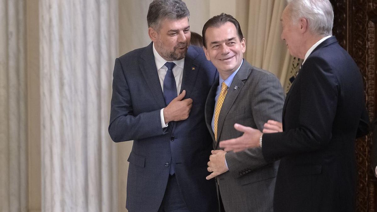 ciolacu orban a salvat horeca cu un tur al teraselor si niste halbe baute cu prietenii ce ar trebui