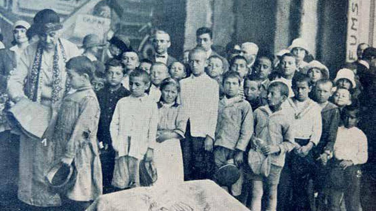 putini romani stiu ce s a intamplat cand gripa spaniola a ajuns in romania