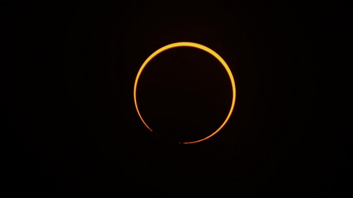 fenomen spectaculos pe cerul romaniei in acest weekend inelul de foc