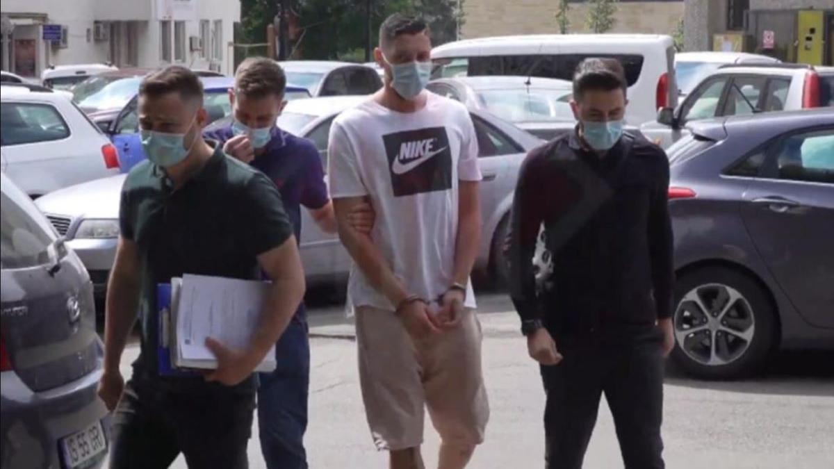 fotbalist iasi retinut terorizat iubita batut sechestrat