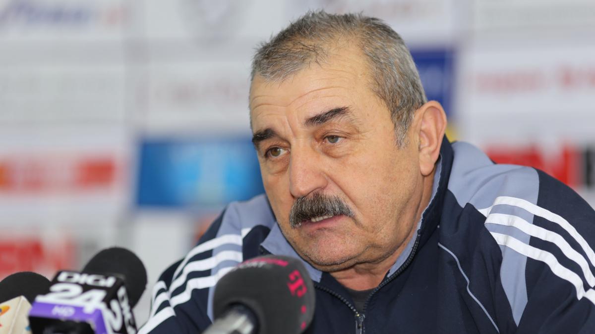 ionut popa a murit la 67 de ani fostul antrenor a fost internat in spital dupa ce a suferit un stop