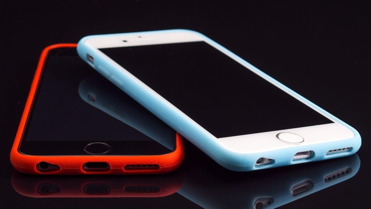 aceste telefoane mobile vor fi interzise in romania incepand de maine amenzile sunt foarte mari