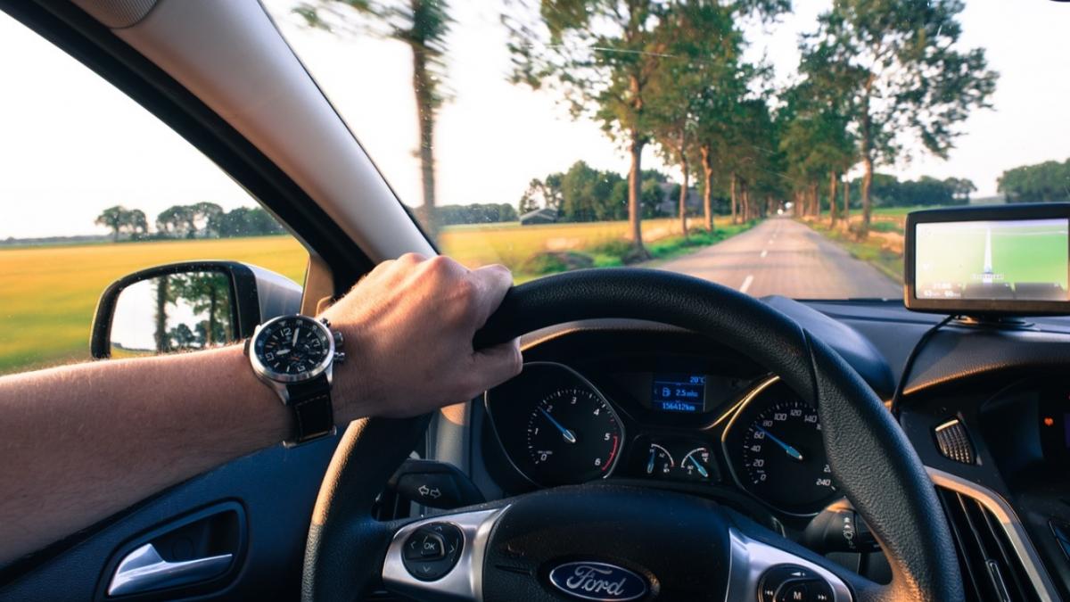 cat de obositor e drumul cu masina catre thassos ce spun romanii