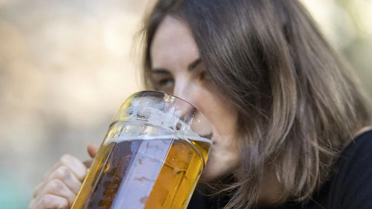 o fata din botosani a sarbatorit nota de la evaluarea nationala pana a ajuns in coma alcoolica la