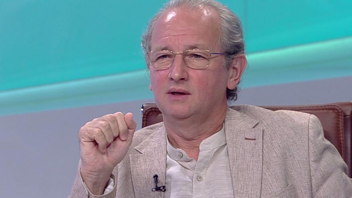 dan puric oms s a facut de ras cu pandemia mai periculos e virusul ideologic