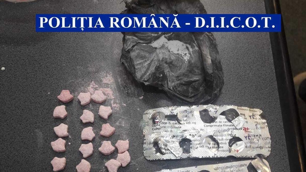 petreceri droguri bataie plaja vama veche