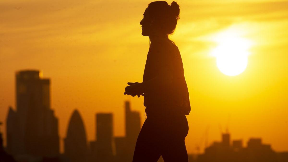 alerta anm miercuri prima alerta de canicula s au simtit 39 de grade in bucuresti