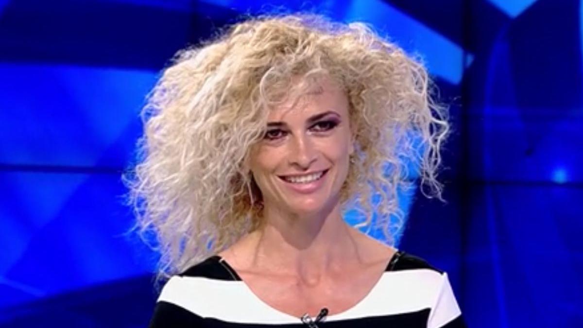 eroul zilei artistii care lupta intr un mod inedit cu poluarea