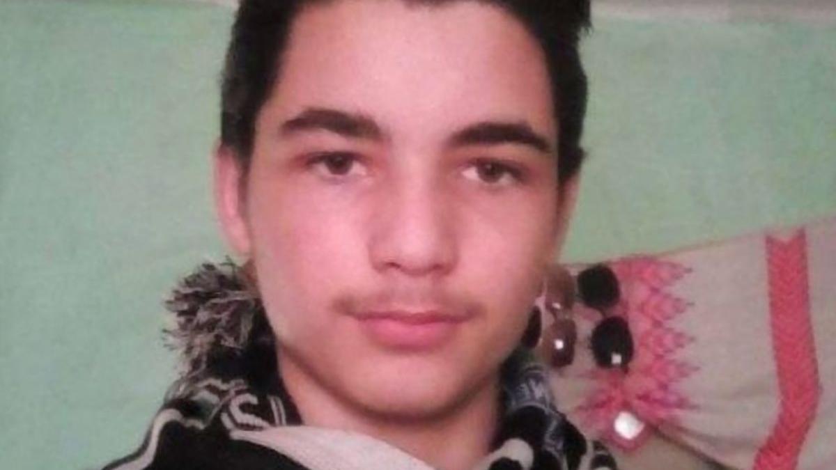 tragedia lui laurentiu ciobanasul de 15 ani gasit mort intr o rapa se ducea la stana pentru ca se