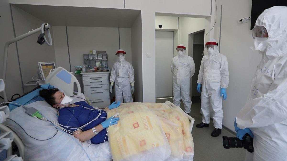 dialog halucinant al fiicei unei paciente cu un medic de la adjud medicul trebuie sa isi asume