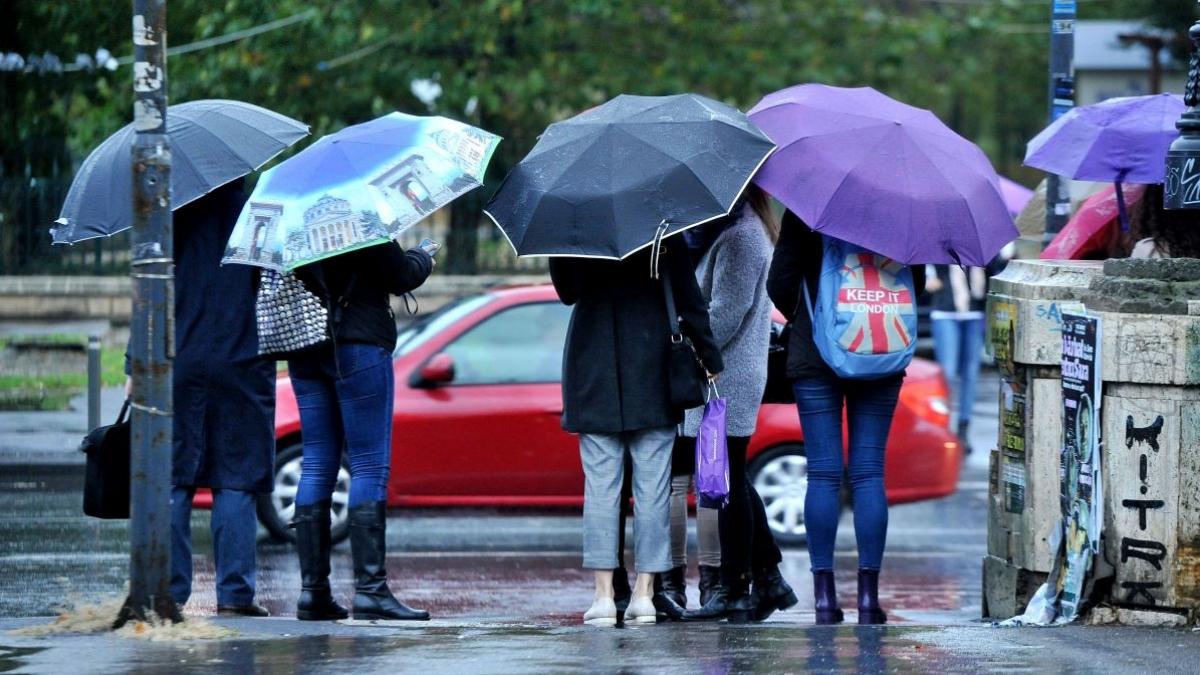 alerta meteo cod portocaliu si galben de instabilitate atmosferica accentuata