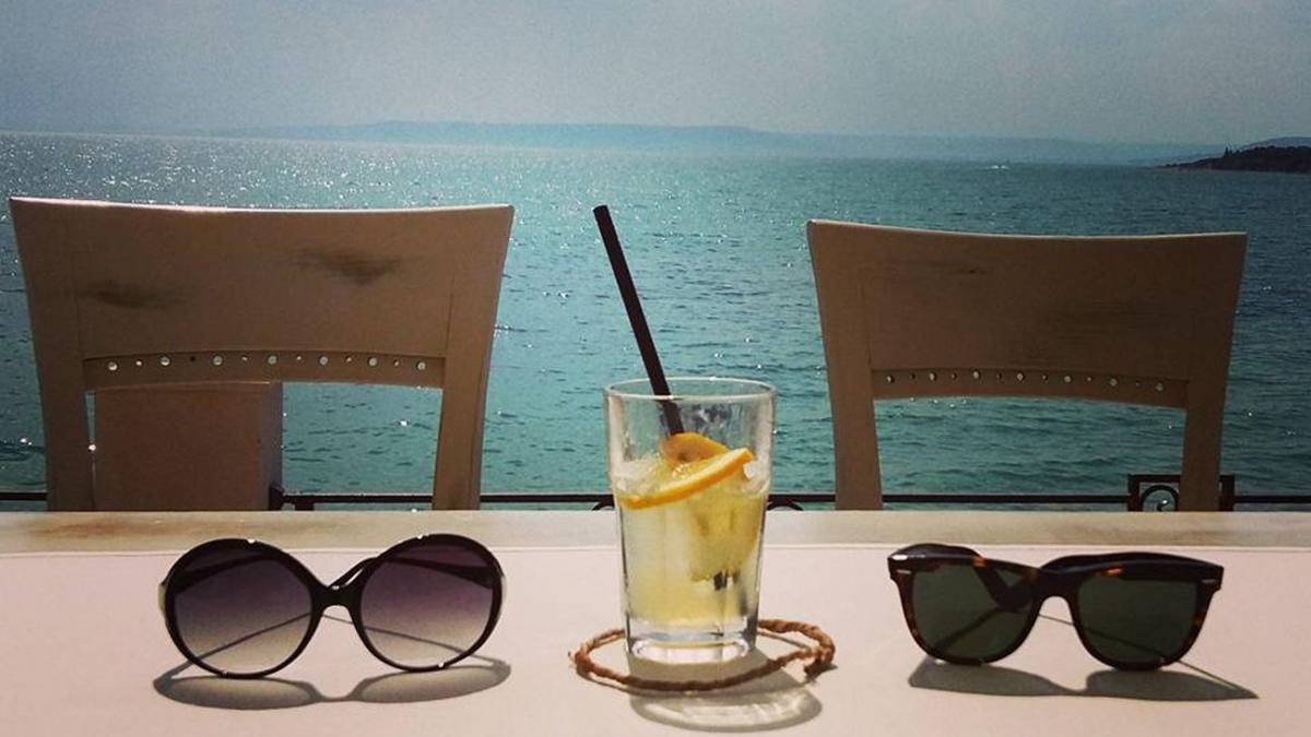 cum se manifesta fotofobia si cum ne alegem corect ochelarii de soare