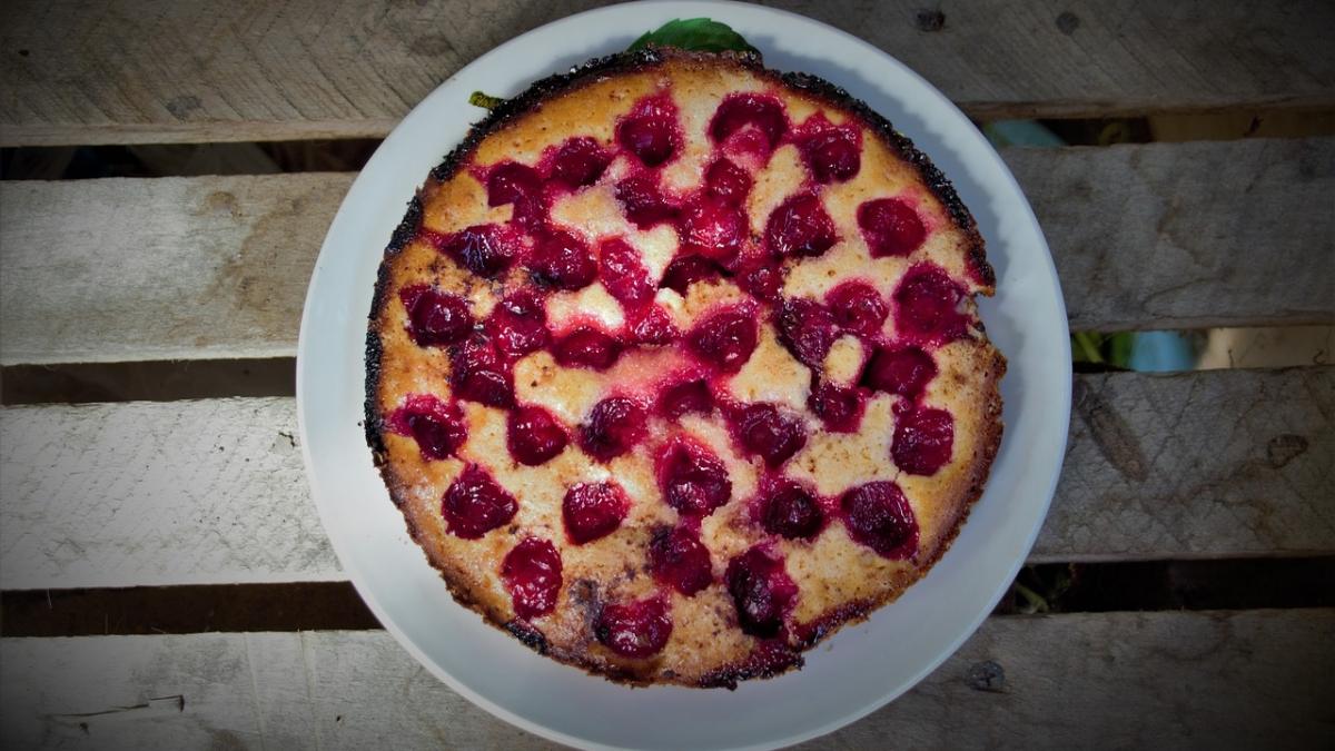 cea mai gustoasa prajitura de vara este ideala pentru un rasfat de weekend retata simpla pe care o