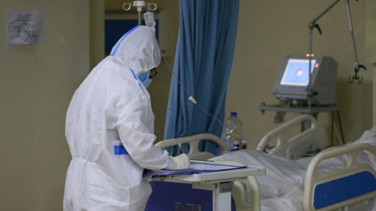 un senator anunta ca are covid 19 si pneumonie dubla mesajul transmis din spital