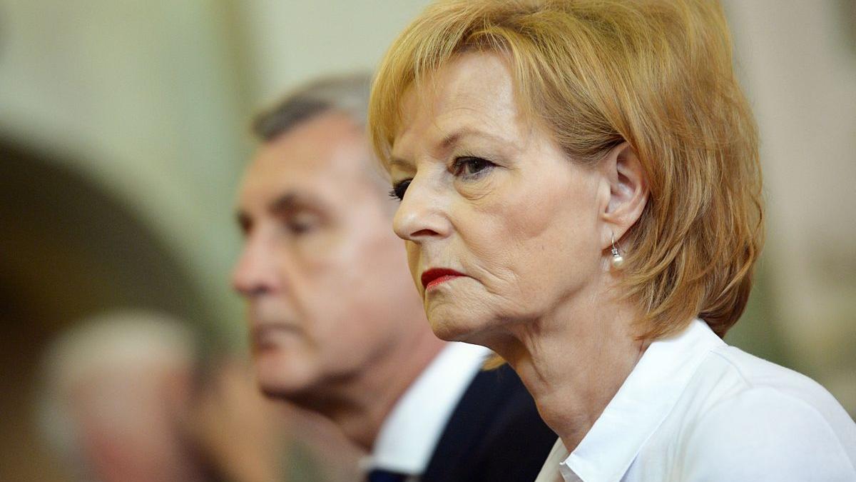 angela gheorghiu socheaza familia regala a romaniei va rugam sa