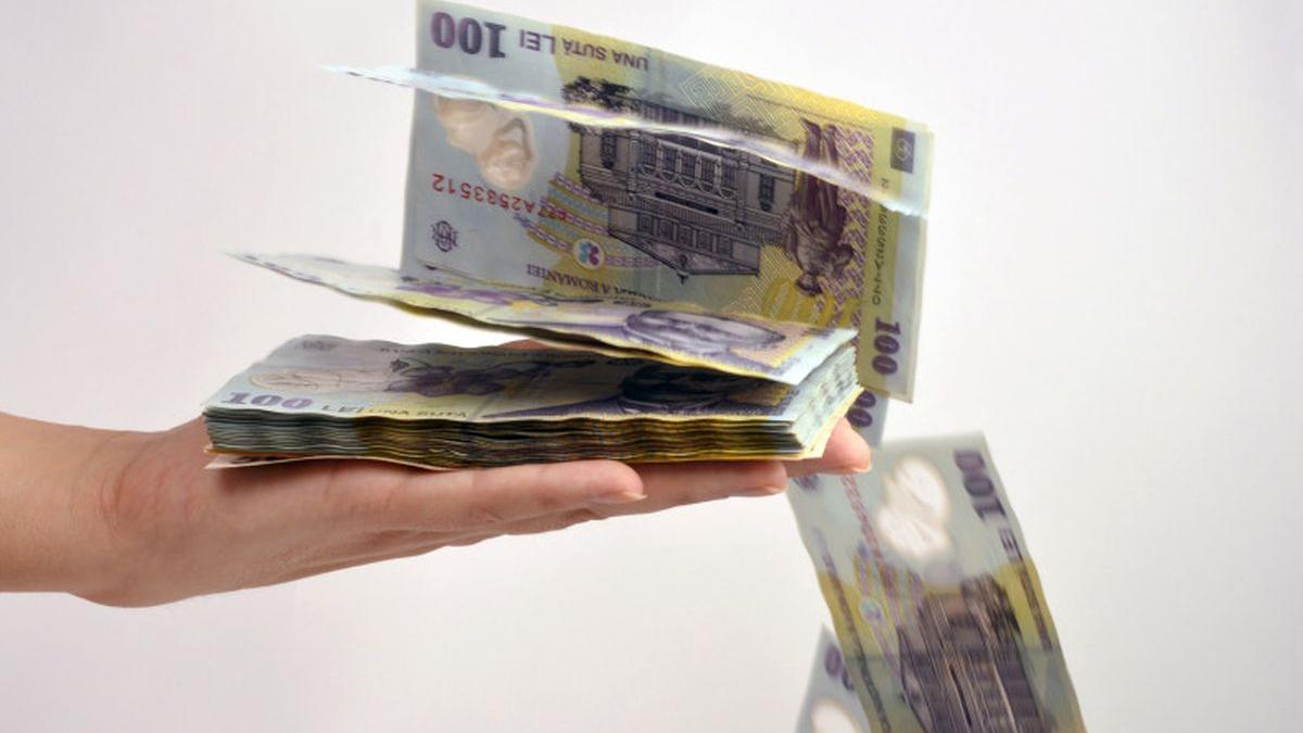 cele mai mari pensii militare din romania cine primeste peste 7 000 de euro pe luna