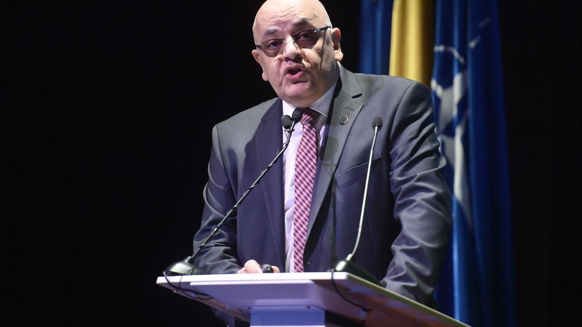 arafat nici nu s a publicat legea carantinarii si au inceput atacurile la mine chiar asa au votat