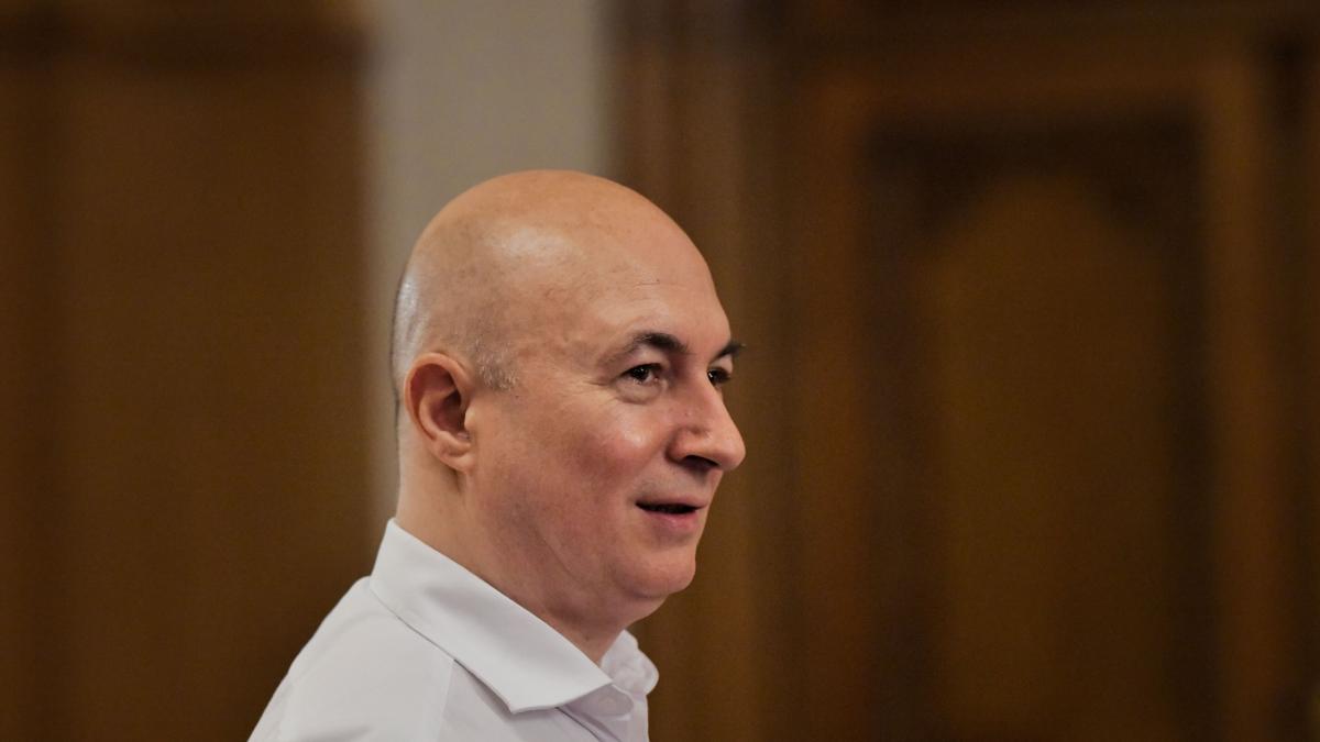 insulte fara precedent la adresa liberalilor avem cel mai idiot guvern din istoria romaniei