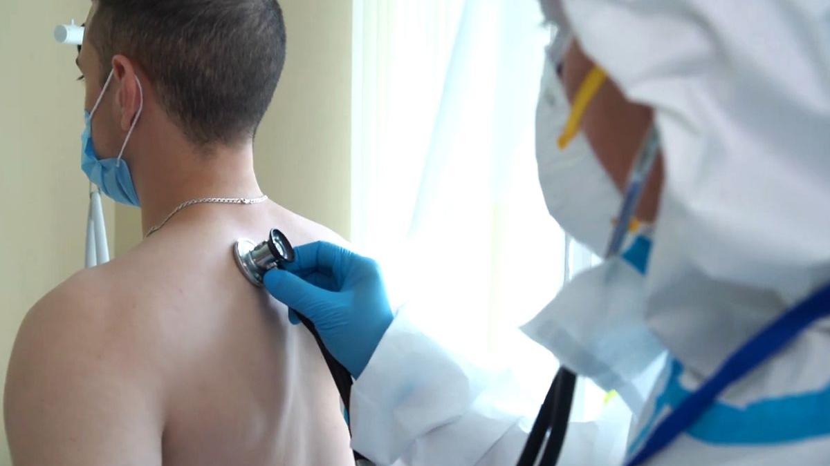 medic angajat dsp bucuresti infectat cu covid 19 34 de angajati sunt acum suspecti ministrul merge