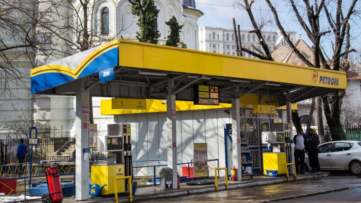 combustibilul mai scump de la o luna la alta cu cat platim in plus pentru un plin de benzina