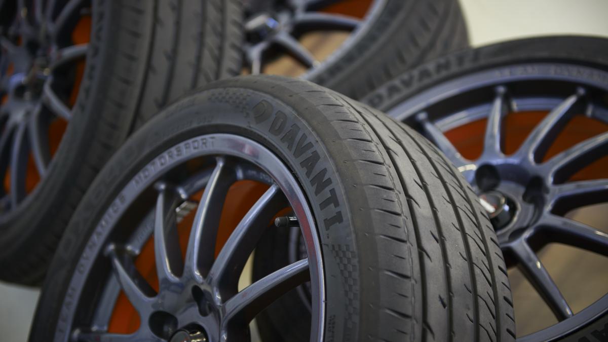 p de ce nu trebuie sa mergi cu anvelope de iarna in sezonul de vara