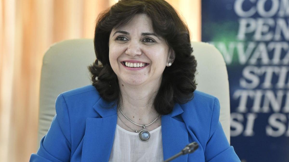 se dau bani de la stat pentru elevi cum intra parintii in posesia tichetelor valorice