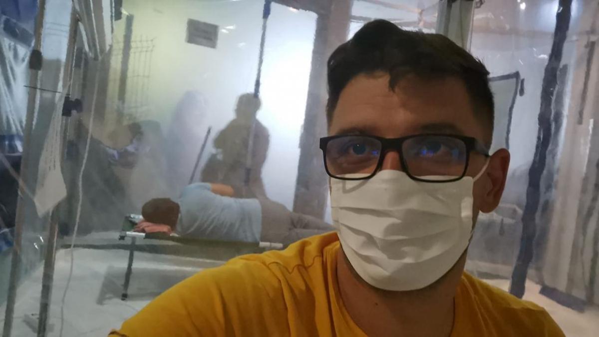 tanar cu covid 19 marturii de pe patul de spital aud aici ca suntem depasiti si asta ma sperie