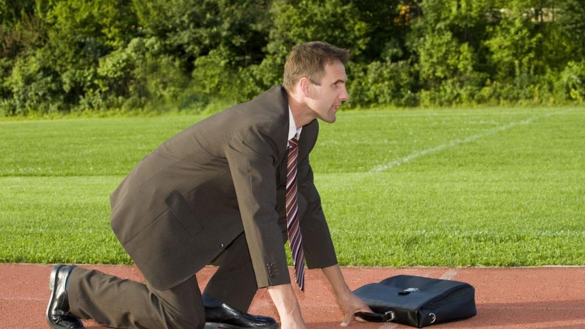 un tanar risca 70 de ani de inchisoare dupa ce si a luat un lamborghini cu ajutoarele de stat