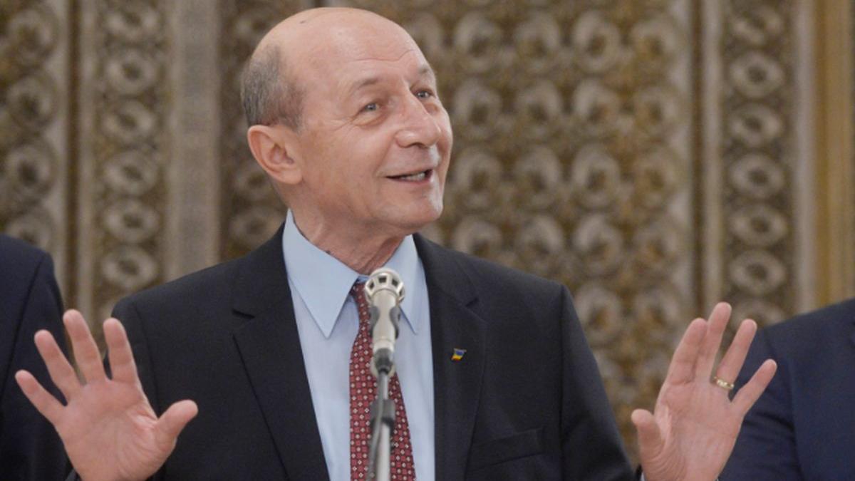 marele joc pregatit pentru alegeri in favoarea cui joaca traian basescu