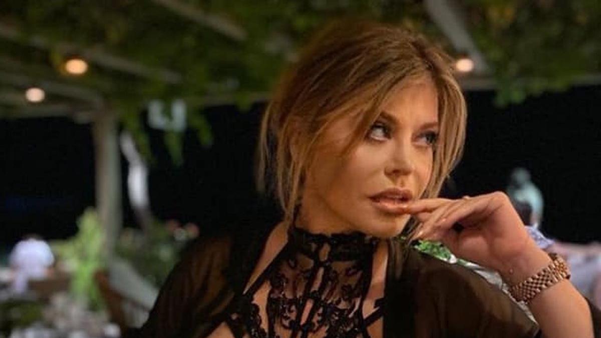 loredana groza aparitie de senzatie fotografiile de pe plaja care i au uimit pe fani