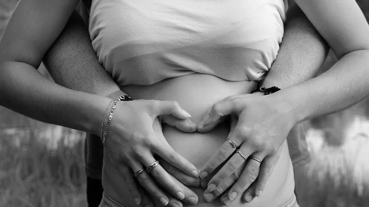 femeile insarcinate risc crescut de a face complicatii daca se infecteaza cu covid 19 avertismentul