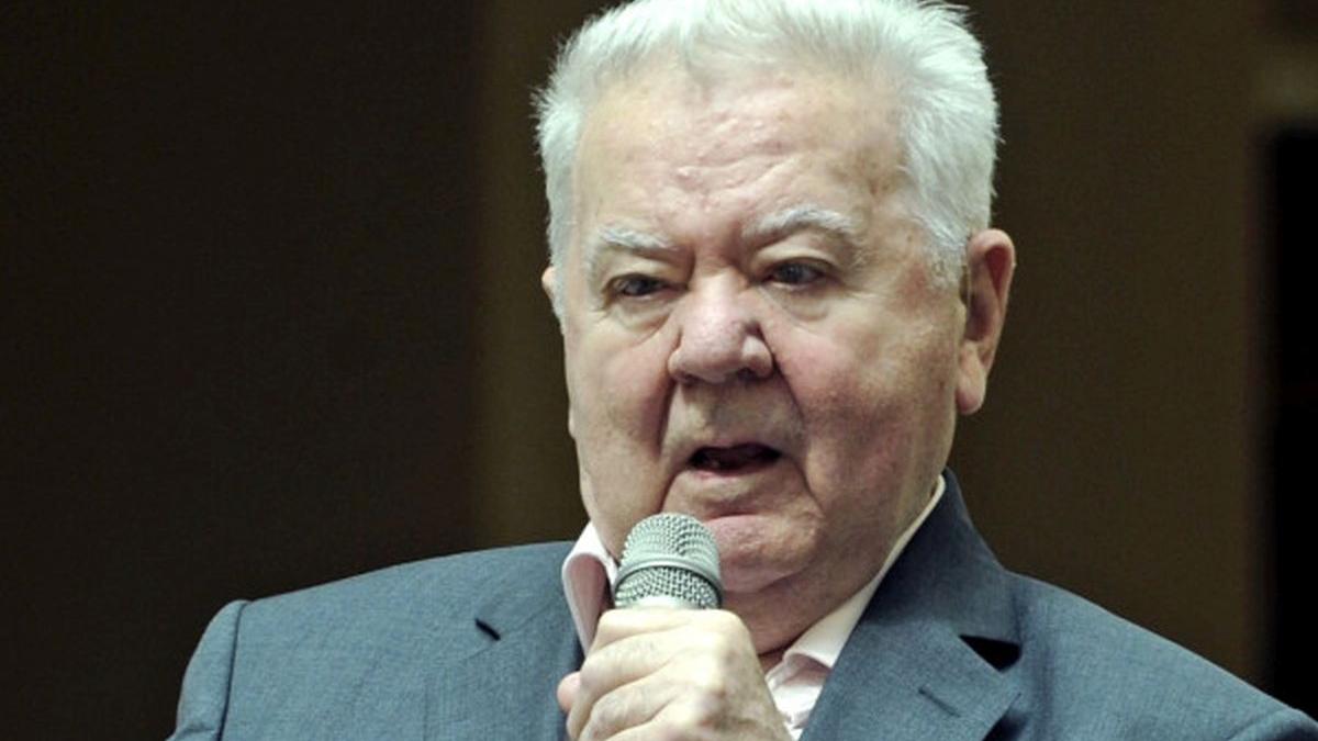 doliu in politica a murit fondatorul fdsn radu tudor unul din putinii intelectuali rasati ai