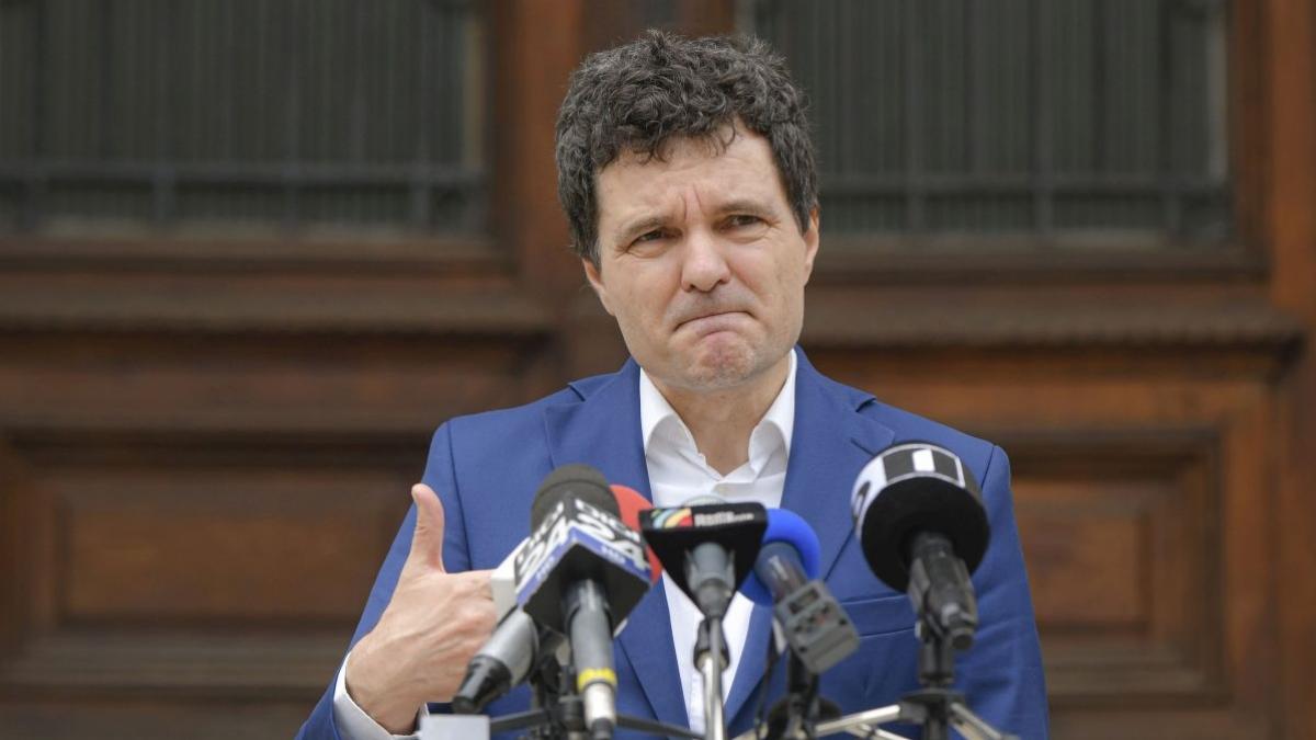 ion cristoiu veste proasta despre nicusor dan motivul pentru care i s au diminuat drastic sansele