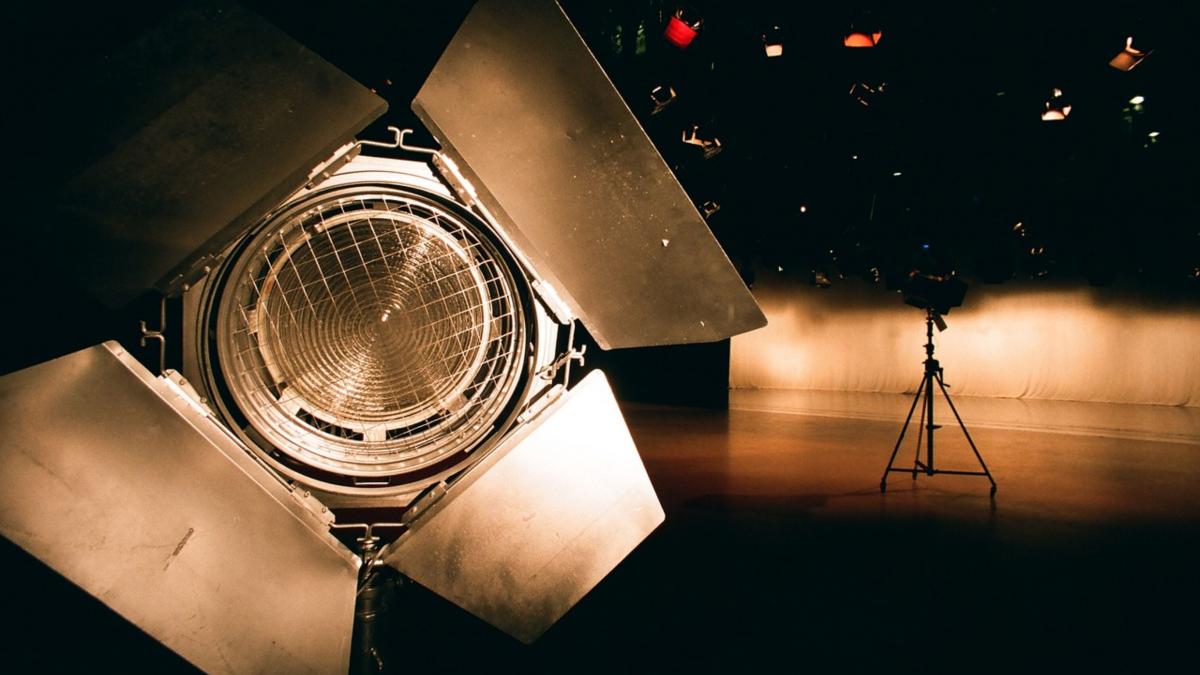 un cunoscut om de televiziune din romania confirmat cu covid 19