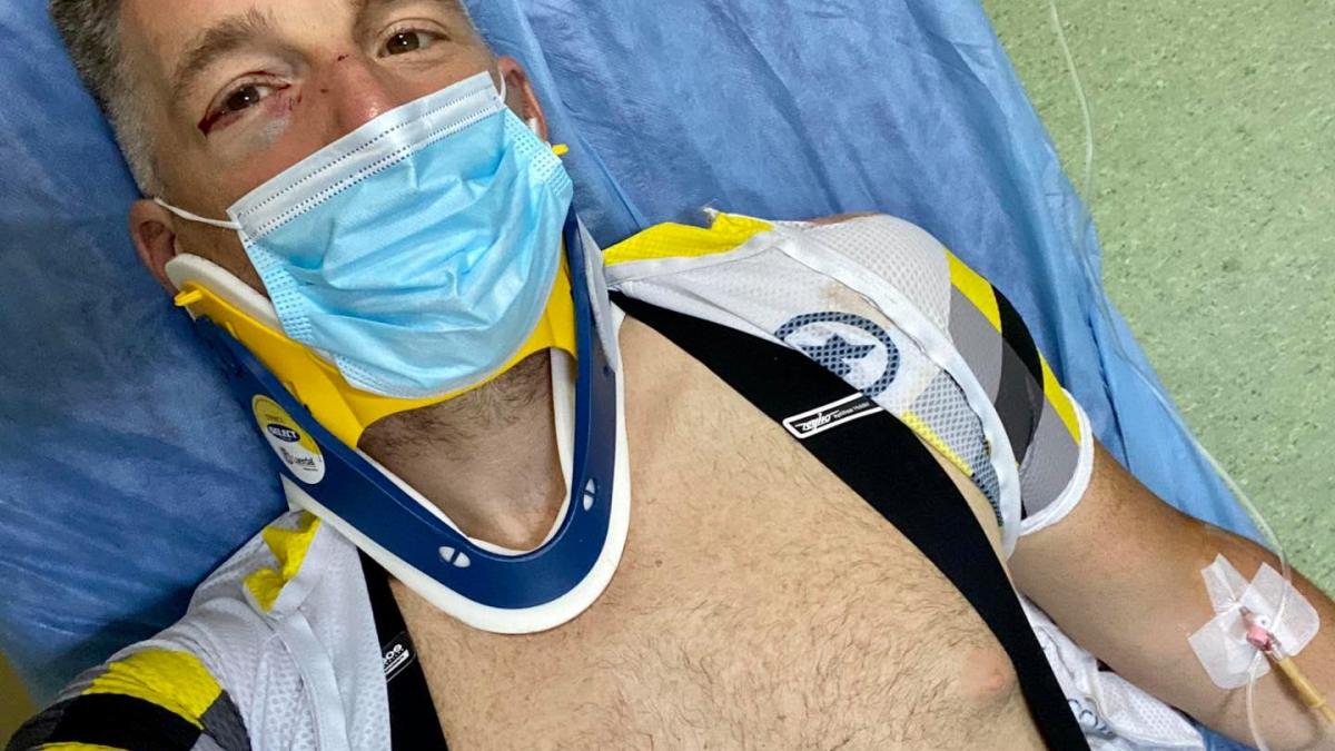 biciclist in trafic lovit intentionat cu masina de un sofer video