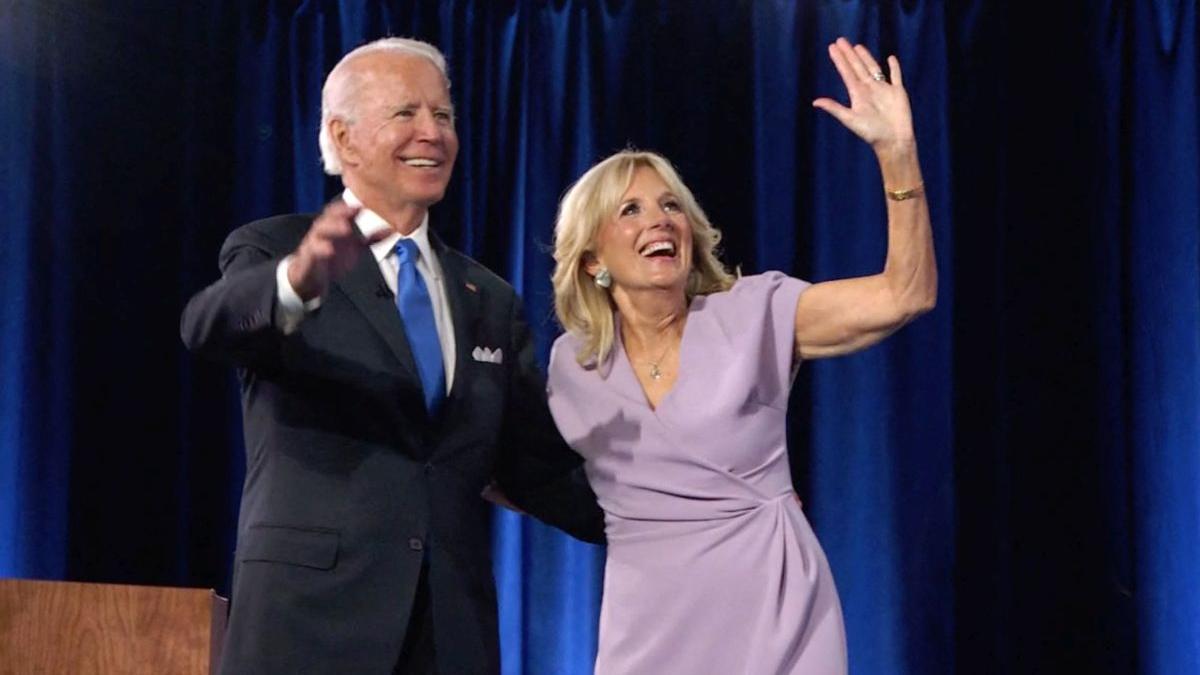 joe biden acceptat nominalizarea democrata oficial contracandidat trump