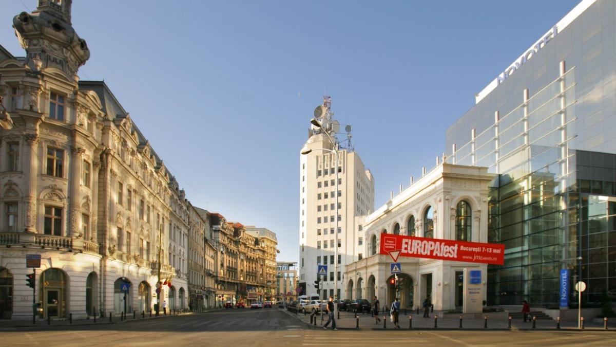 pericol pentru bucuresteni ce se intampla cu o cladire de pe calea victoriei