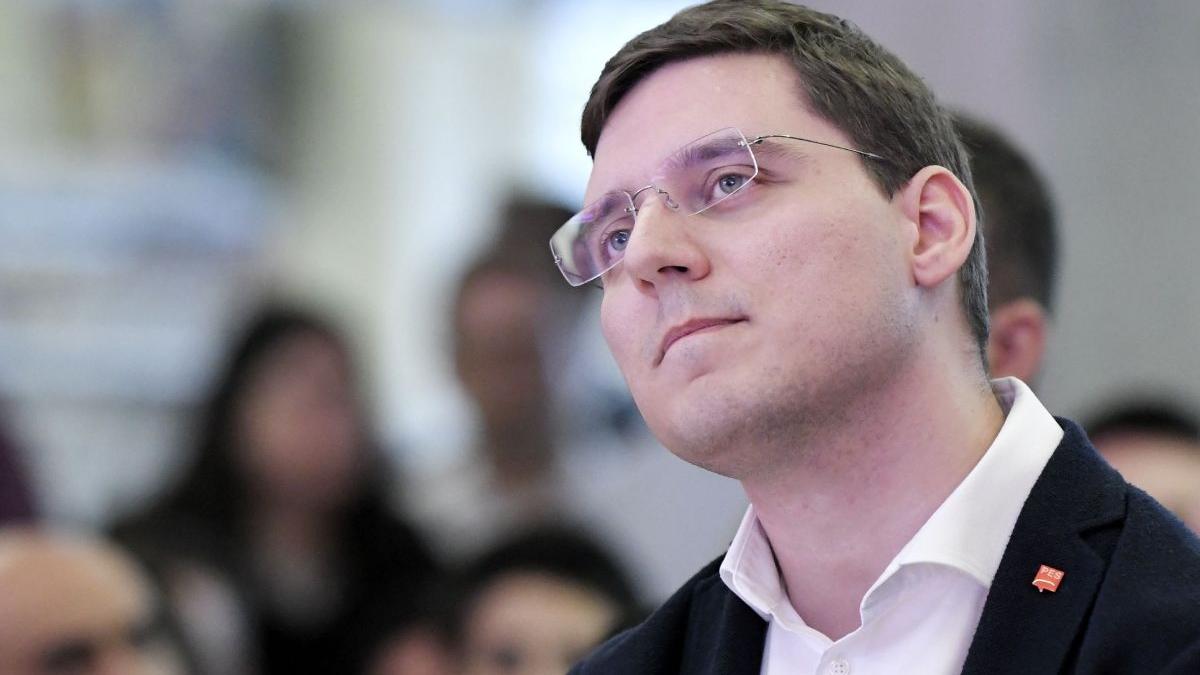 victor negrescu avem nevoie de un guvern serios care sa gestioneze efectele crizei